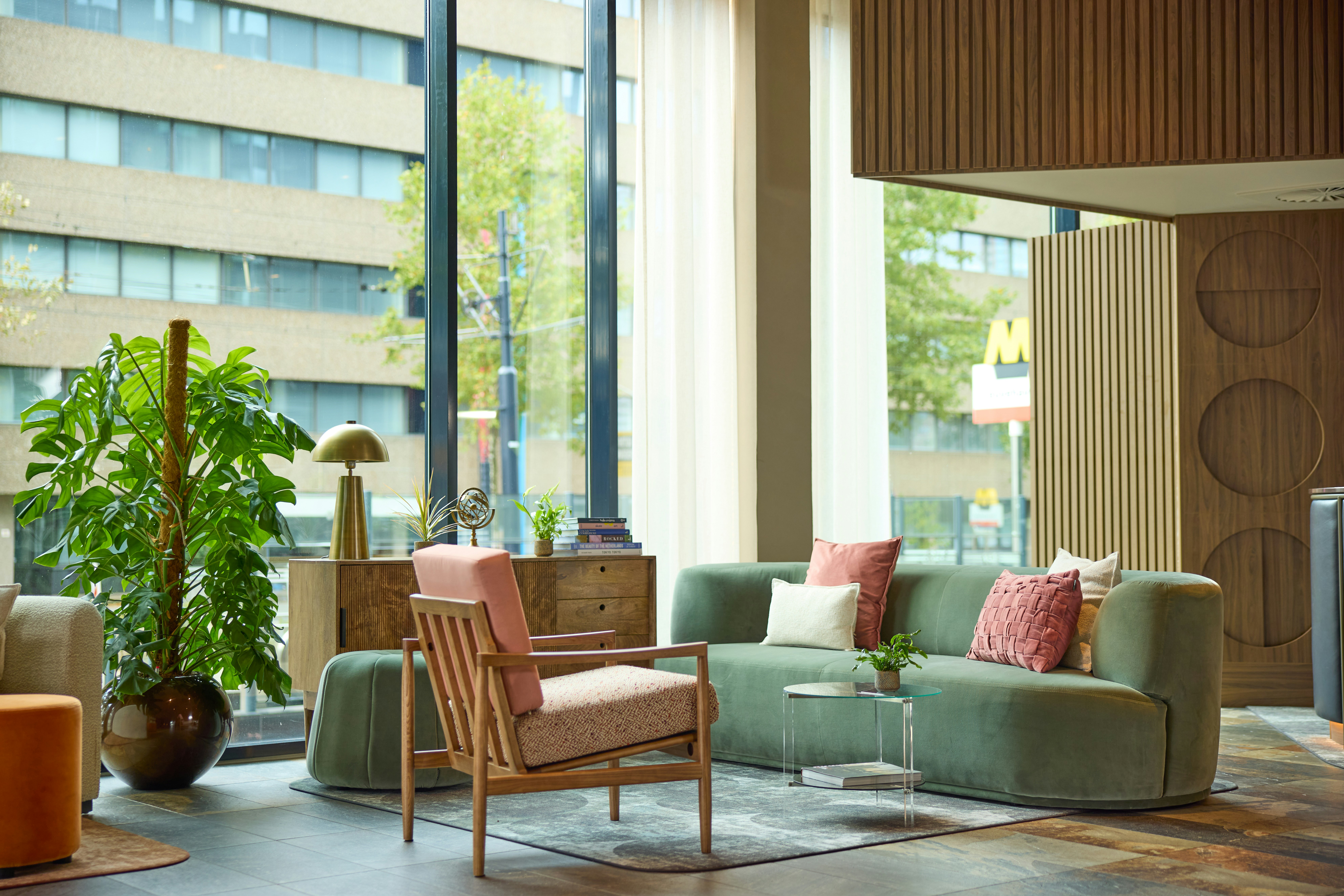 Haven Hotel Rotterdam, Curio Collection by Hilton 34/57