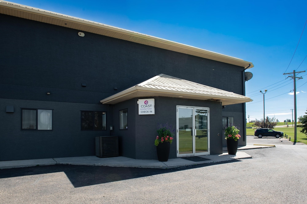 Travel Inn Suites Innisfail 36/46