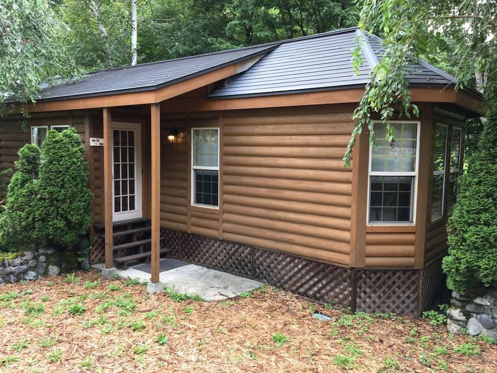 Hakuba Canadian Lodge 4/50