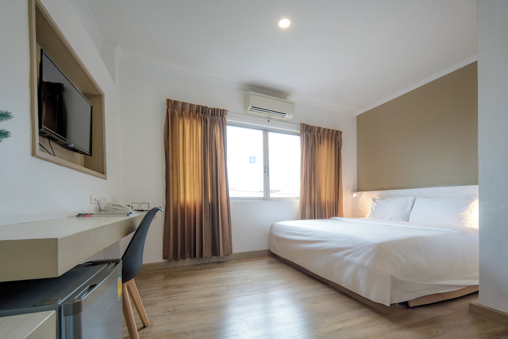 STANDARD, DOUBLE BED