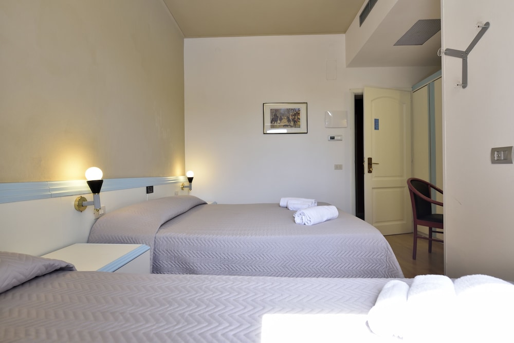 Orri Hotel 18/55