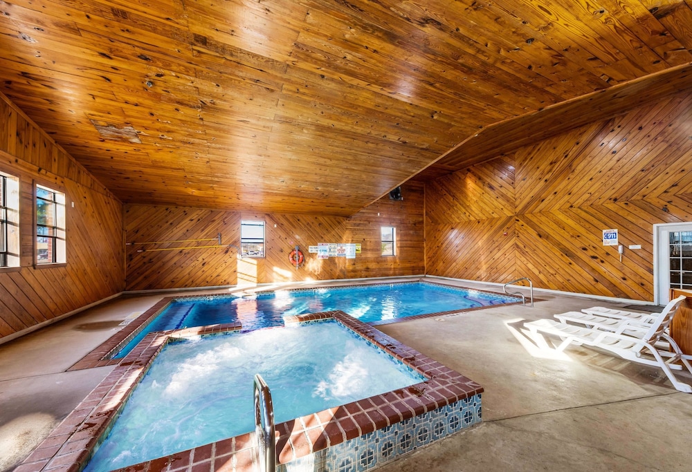 Travelodge by Wyndham Decatur TX 22/39
