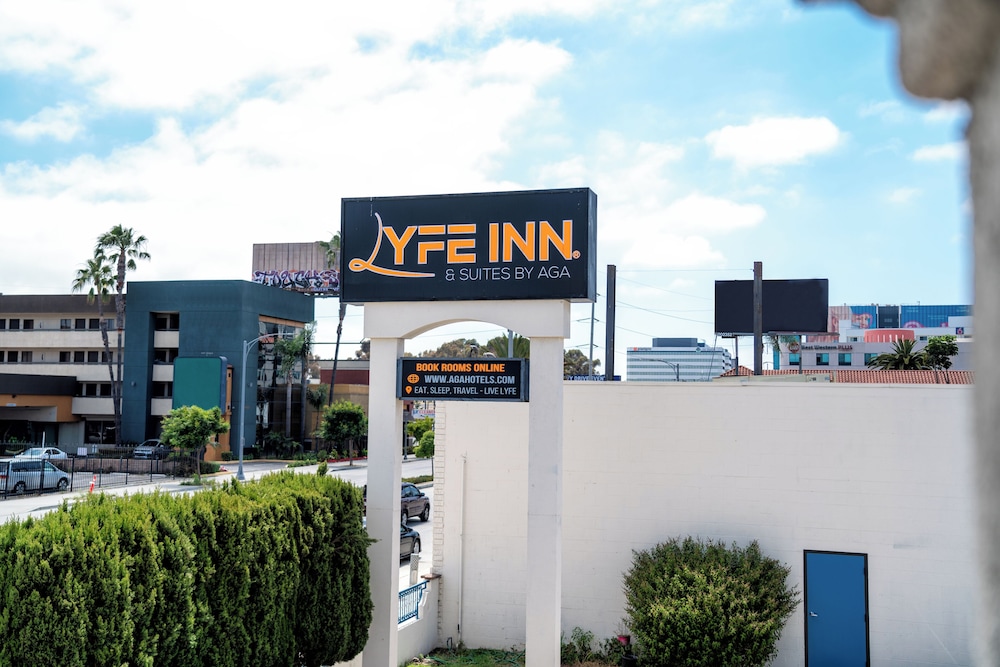 LYFE INN & SUITES by AGA - LAX Airport 53/60
