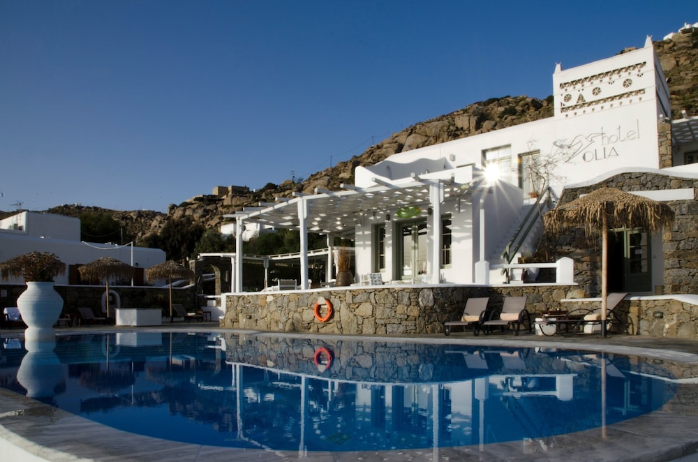 Olia Hotel 56/59