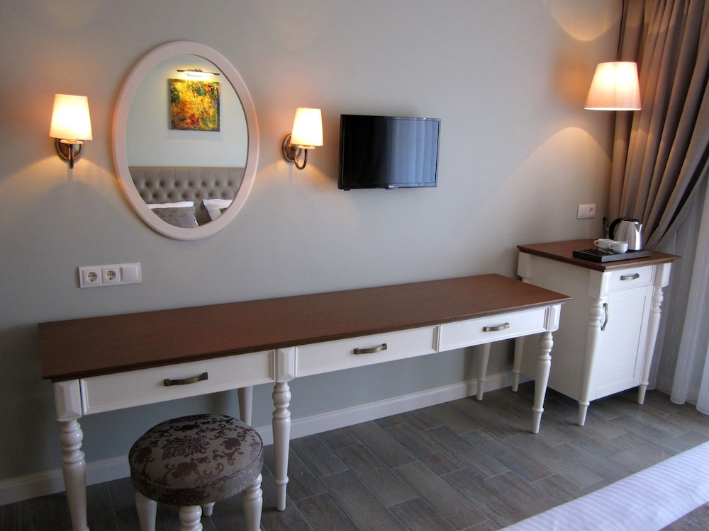 Sarban Hotel 3/30