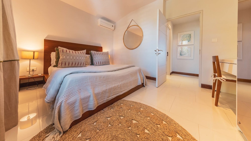 Paradise Beach by Horizon Holidays 23/71