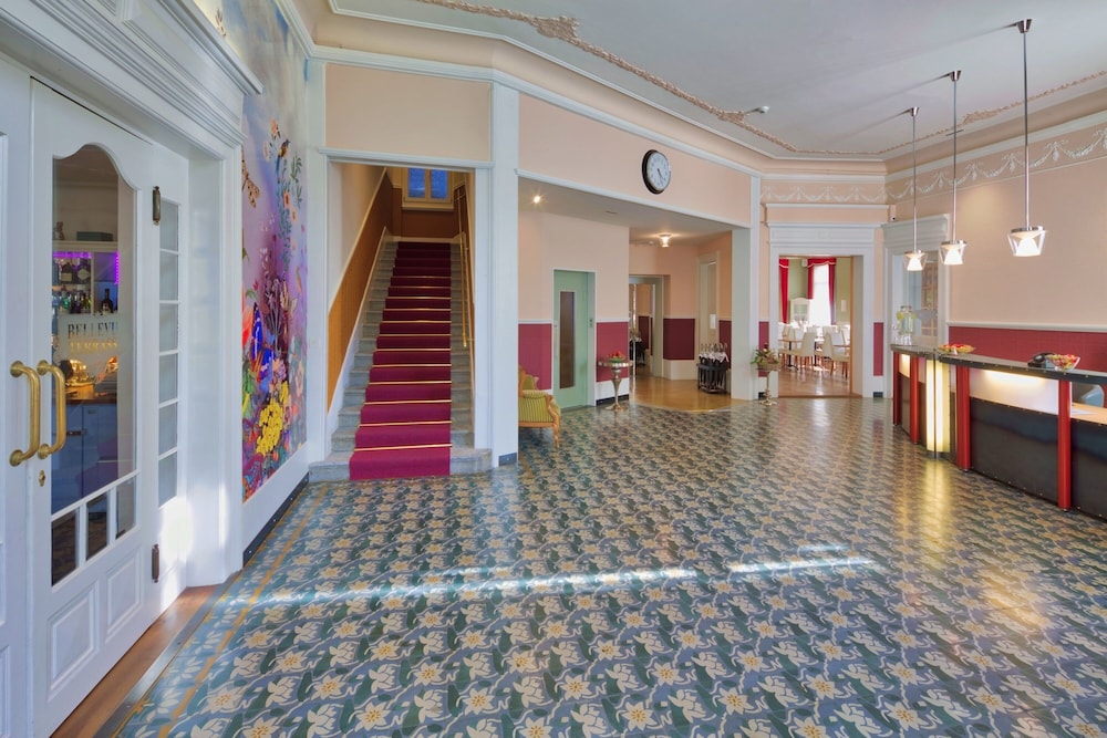 Boutique Hotel Bellevue 8/71