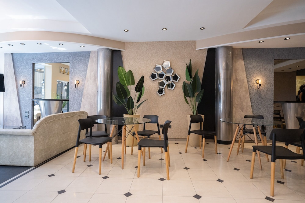 Marilian Hotel 40/44