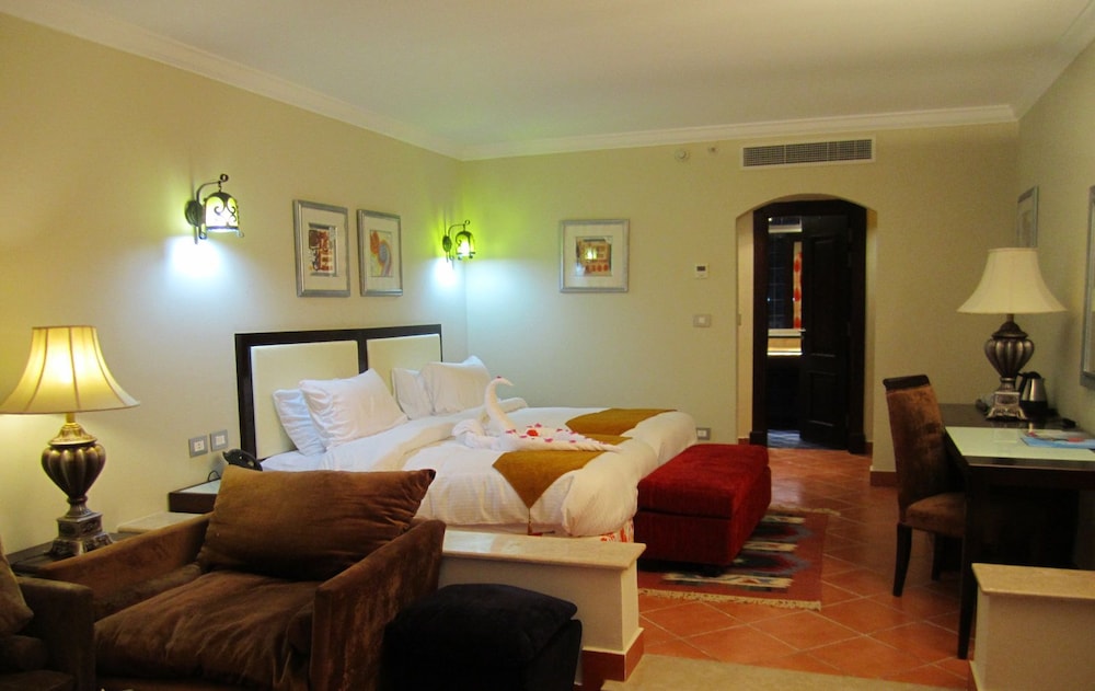 Porto Matrouh Beach Resort 43/66
