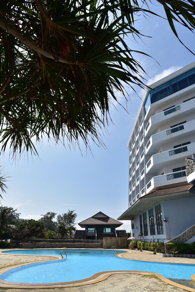Bp Samila Beach Hotel & Resort 9/37