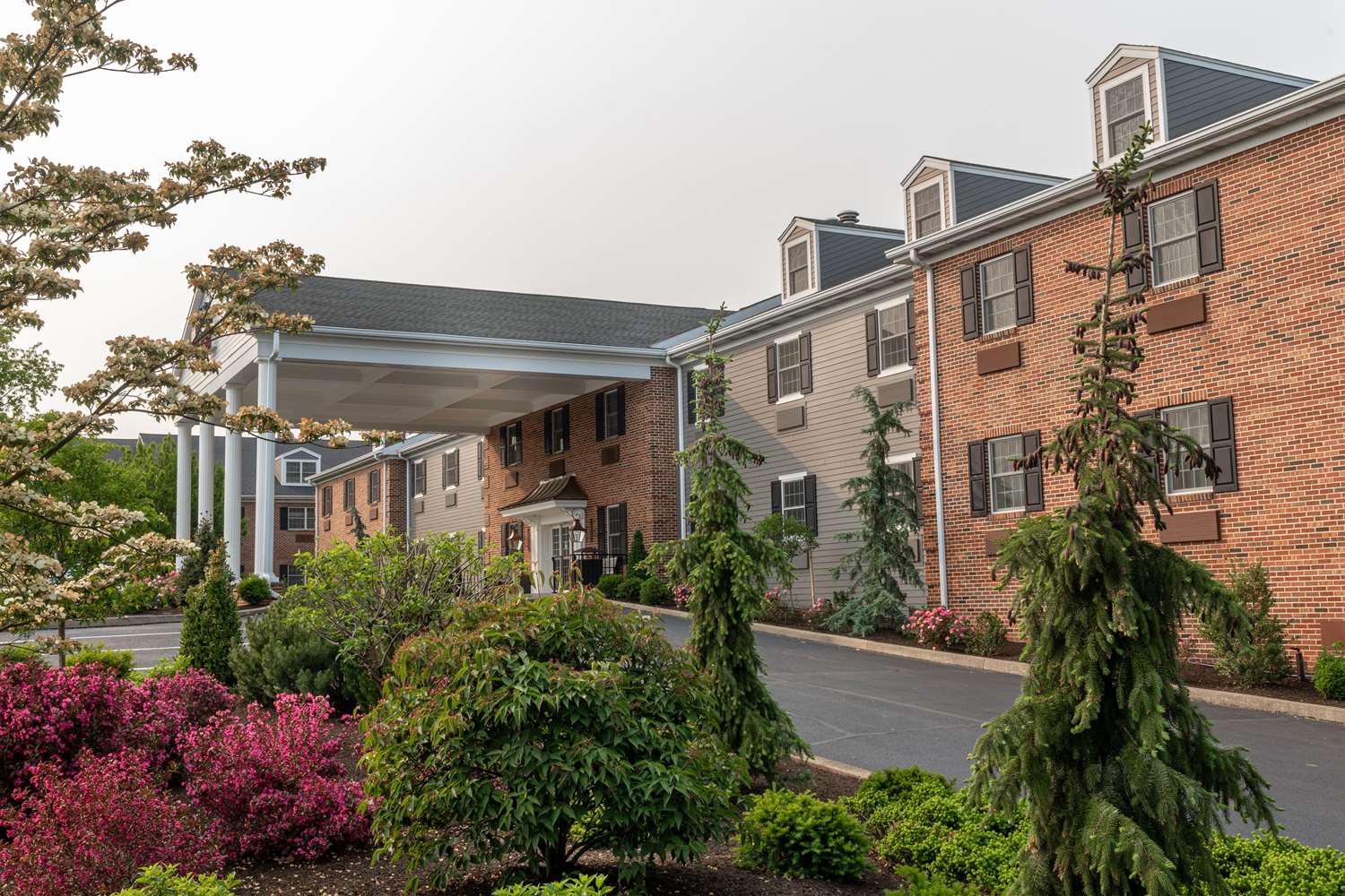 The Inn at Lewisburg, BW Signature Collection 58/60