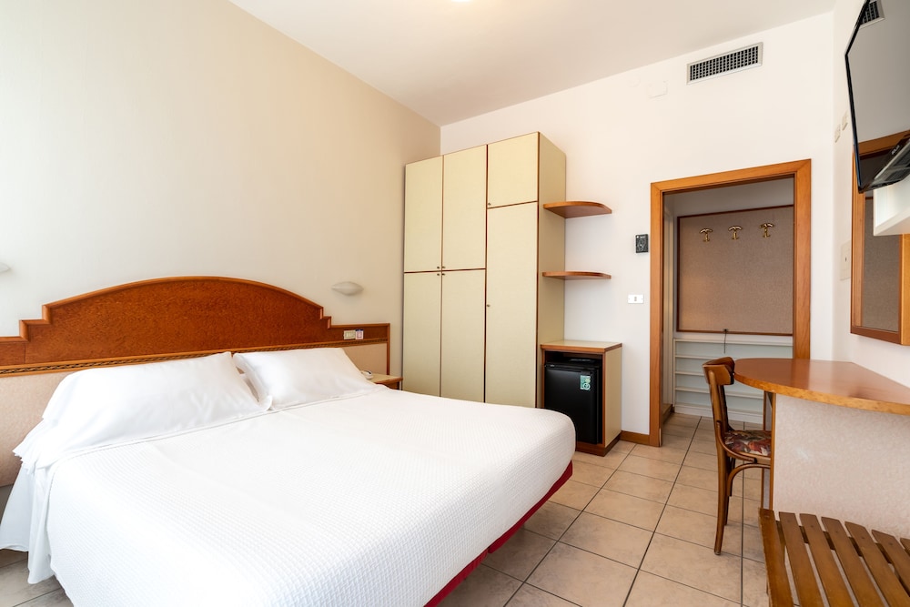 Hotel Majestic 23/66
