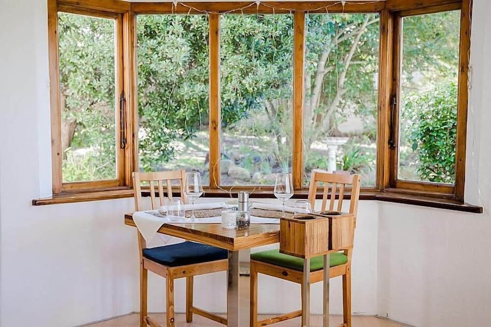 La Sosta Restaurant & Guest House 16/28