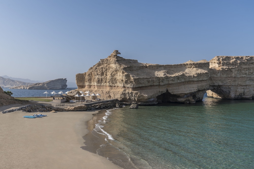Al Husn Hotel Muscat 44/50