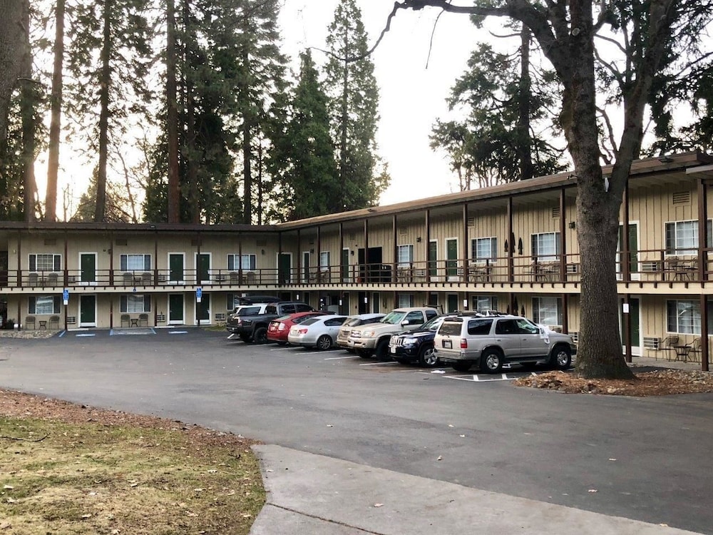 Shasta Inn 40/46