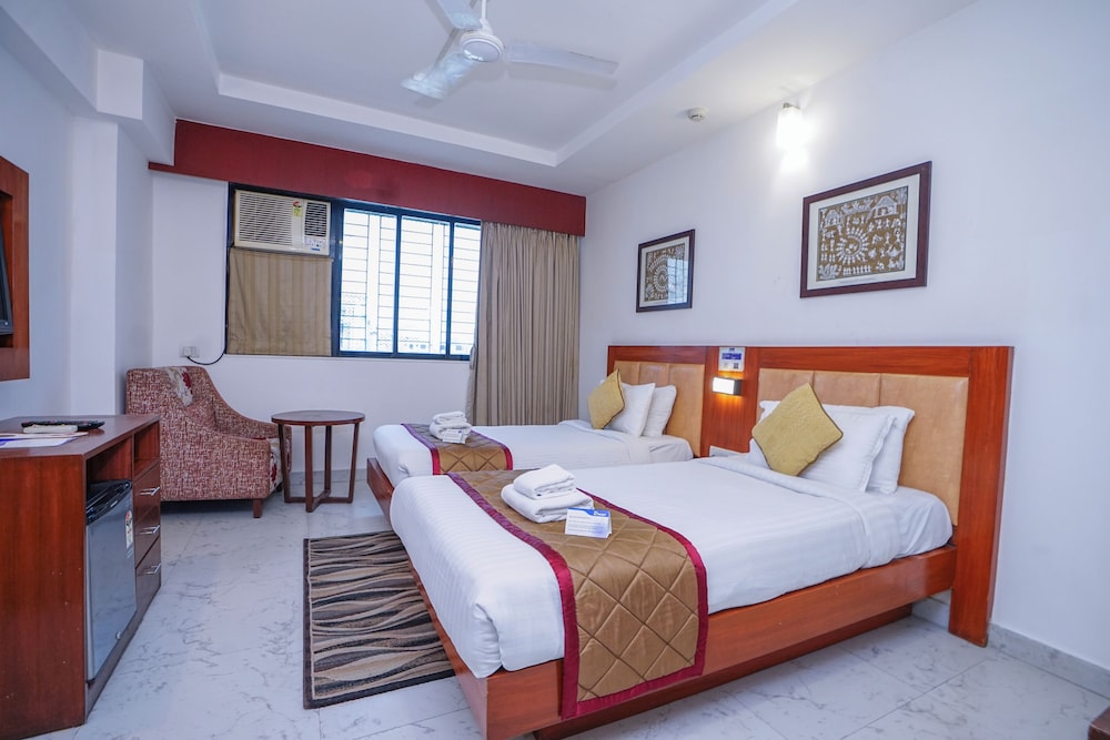 Siesta Navi Mumbai 12/41