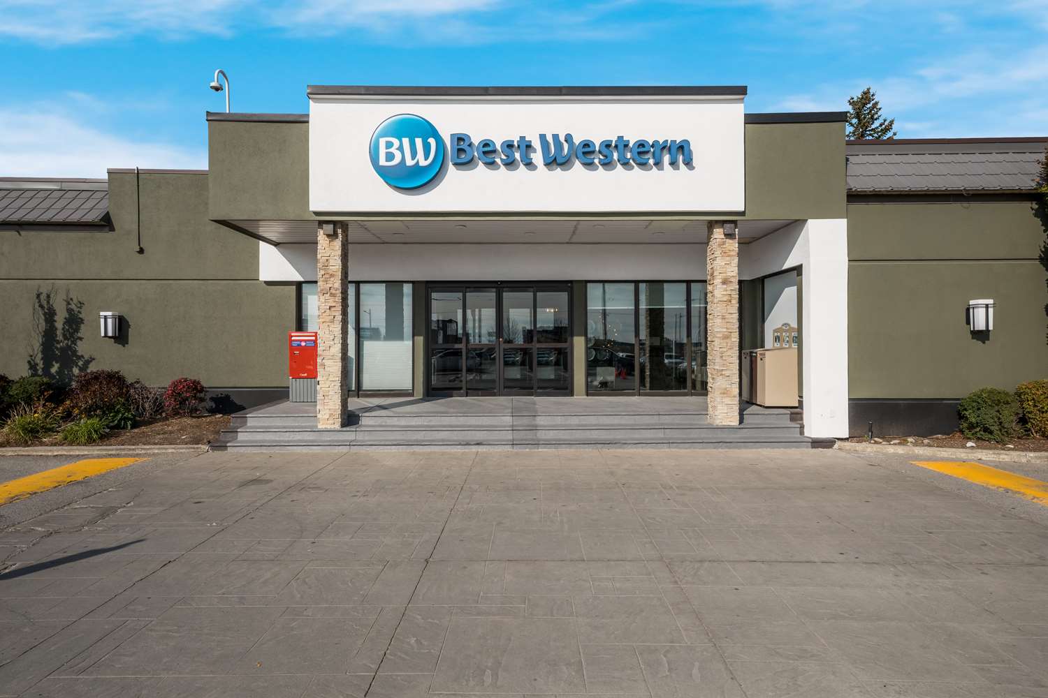 Best Western Parkway Hotel Toronto North 32/32