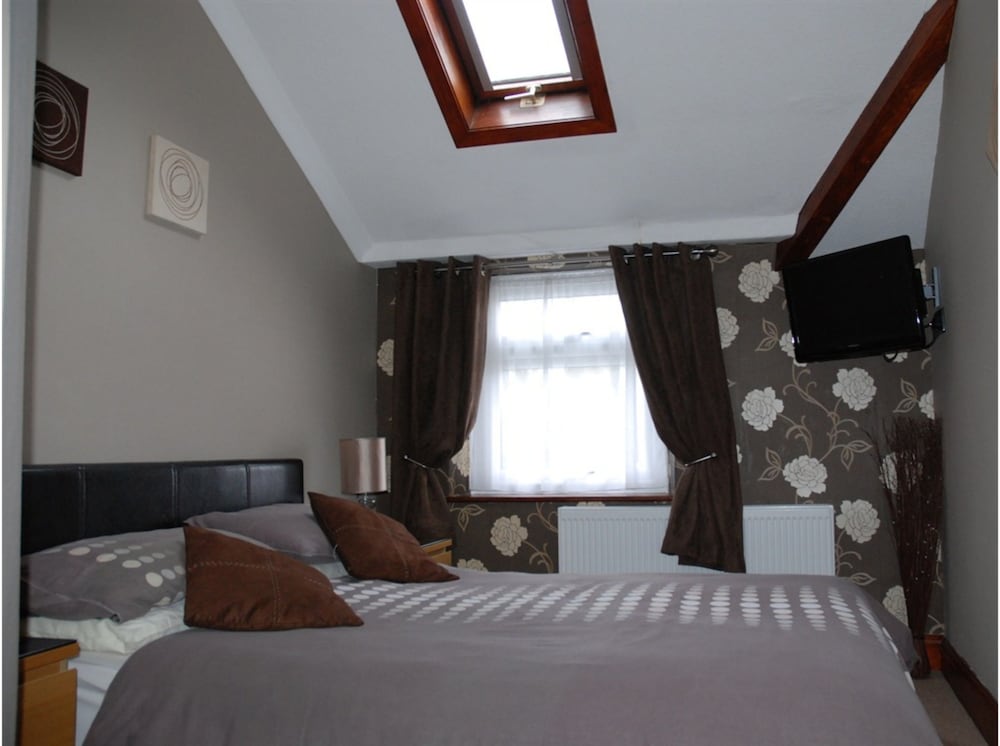 Tanes Hotel 15/61