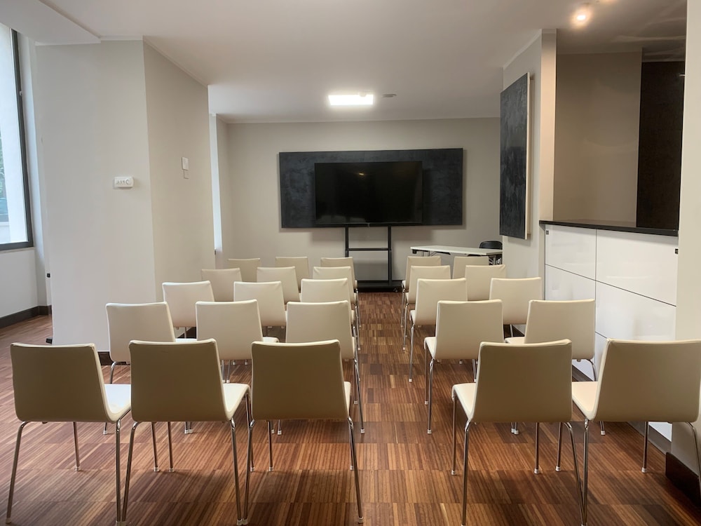 Hotel Leonardo Da Vinci 45/57