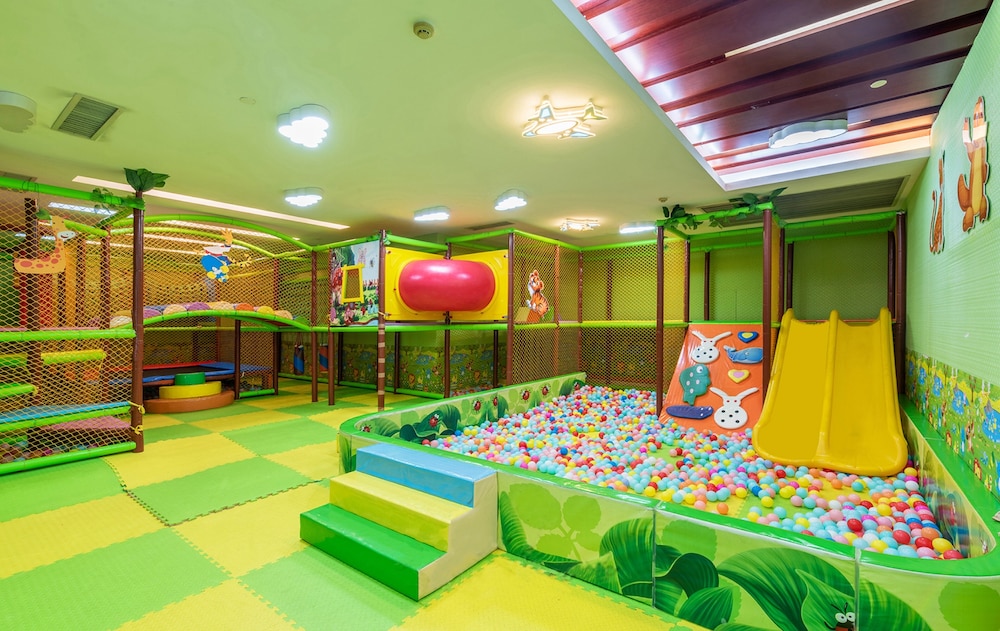 C&D Hotel Putian 54/61