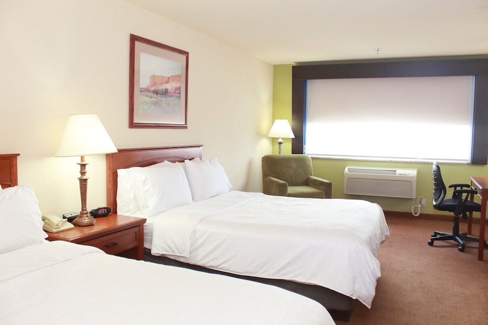 Holiday Inn Express Hotel And Suites Farmington Bloomfield 22/69