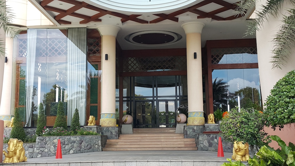 Long Beach Garden Hotel Pavilions 4/50