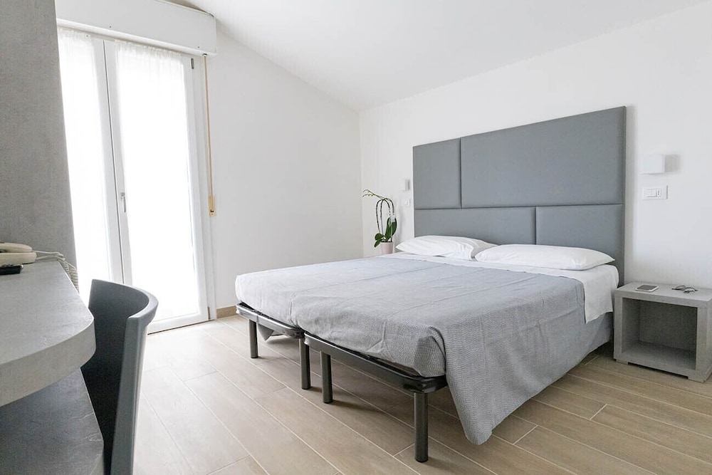 Hotel Eugenio 6/31