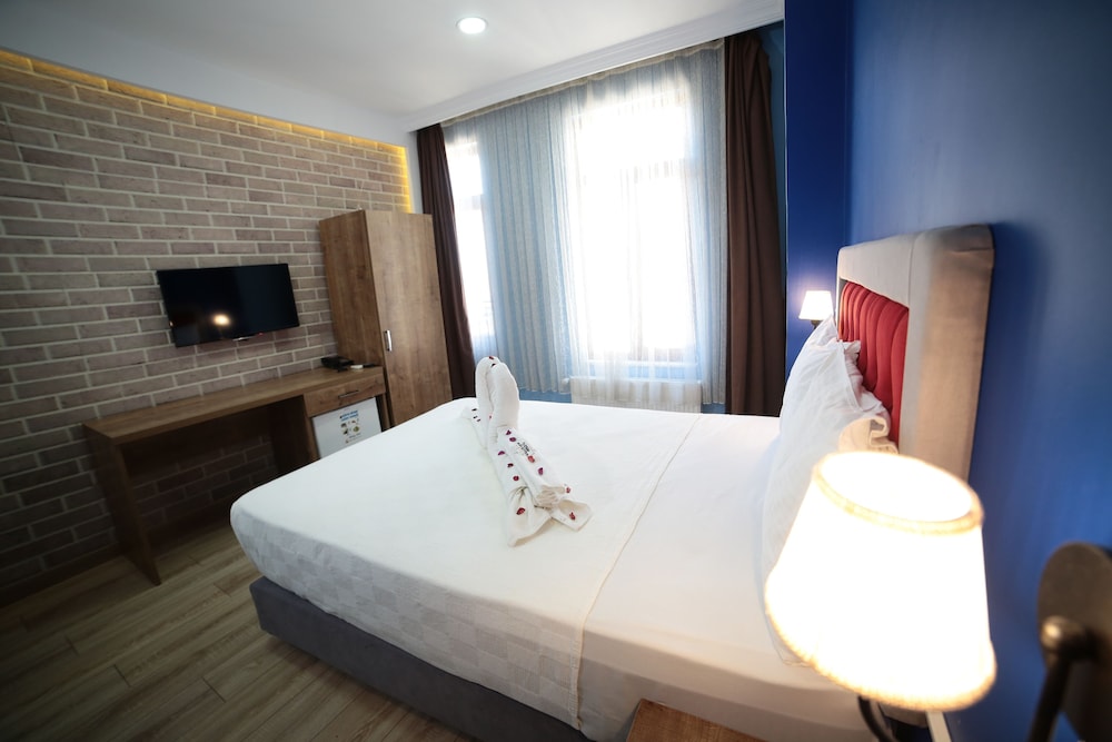 TAKSIM PARK SUITES 8/54