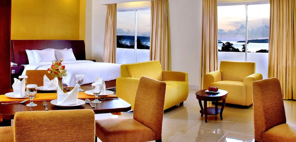 Aston Niu Manokwari Hotel & Conference Center 30/33