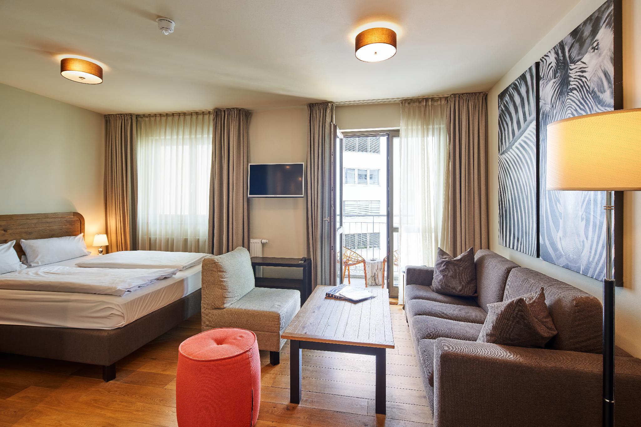استوديو بريميوم بسرير كوين