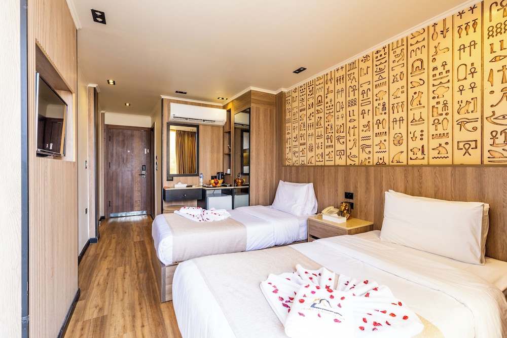 Room, King Bed, Pyramids View، Great Pyramid Inn 3/10