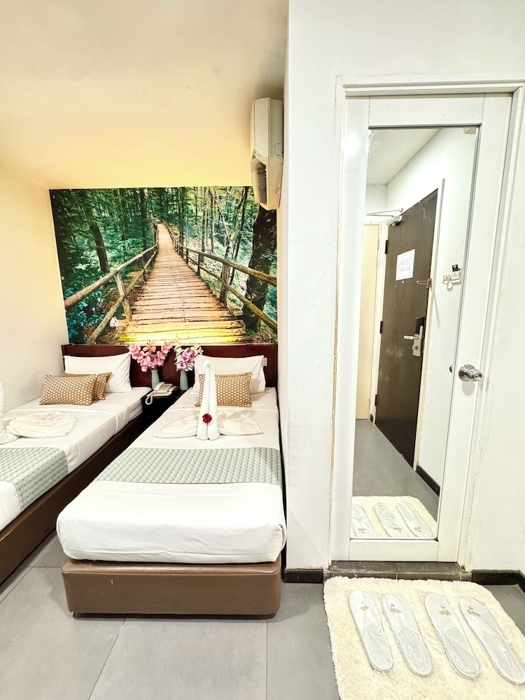 Standard, Twin Beds, Swiss Hotel 4/8