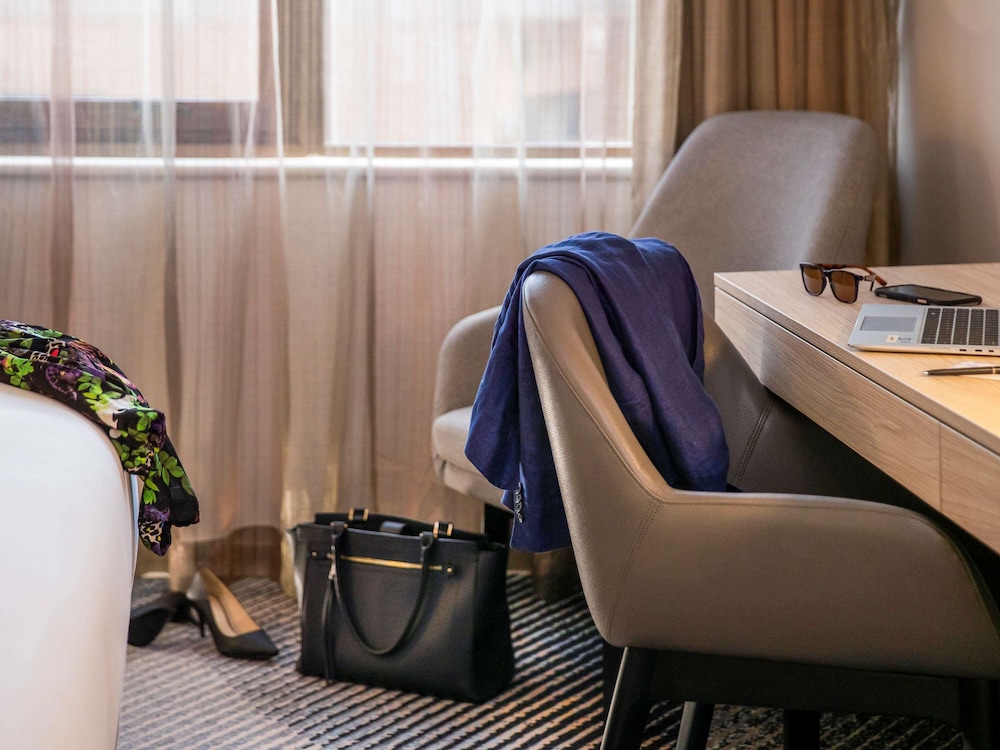 NOVOTEL SYDNEY PARRAMATTA 50/70