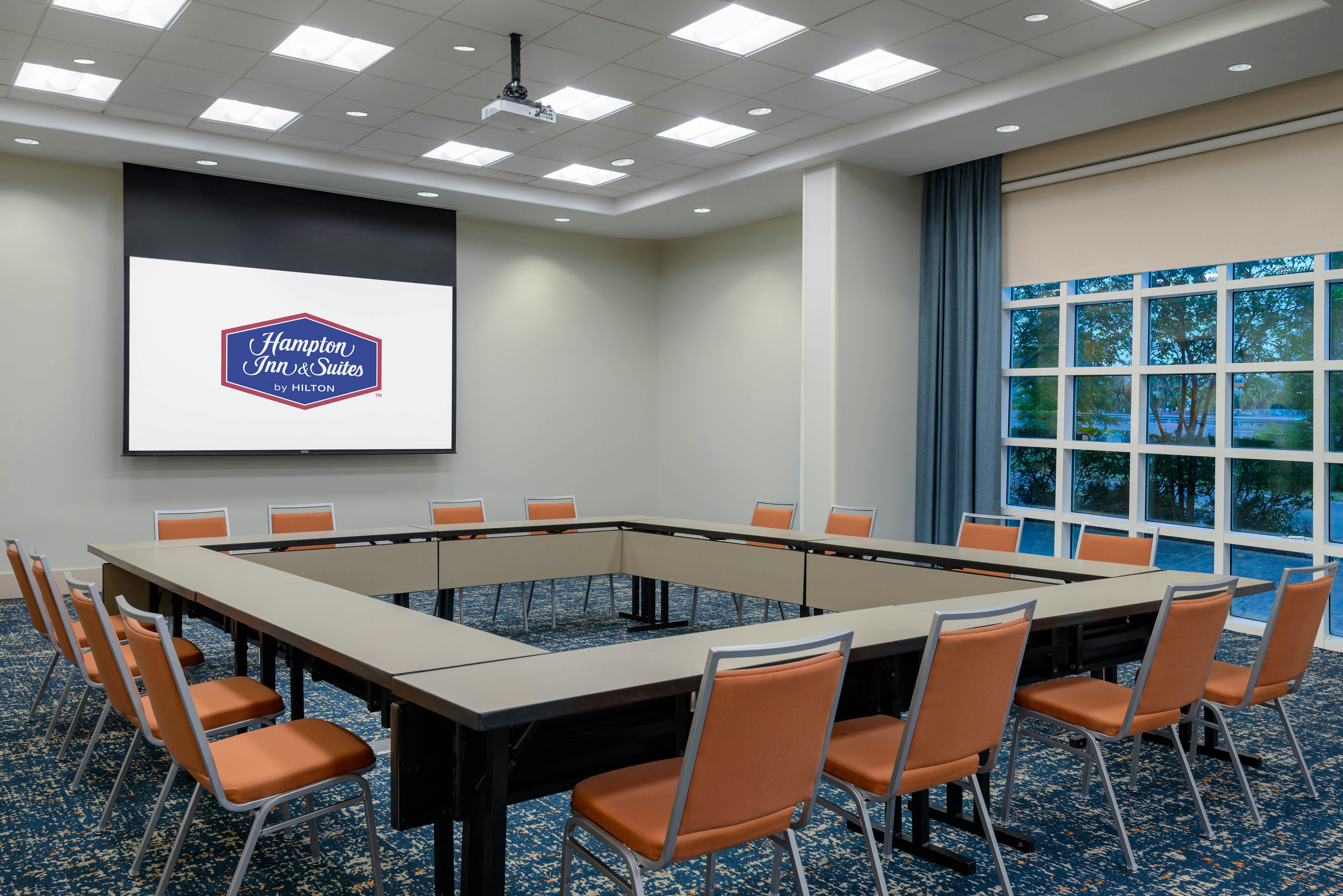 Hampton Inn & Suites Tampa Airport Avion Park Westshore 39/46