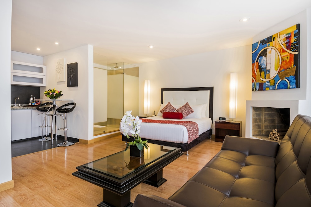 Hotel Hill House 35/77