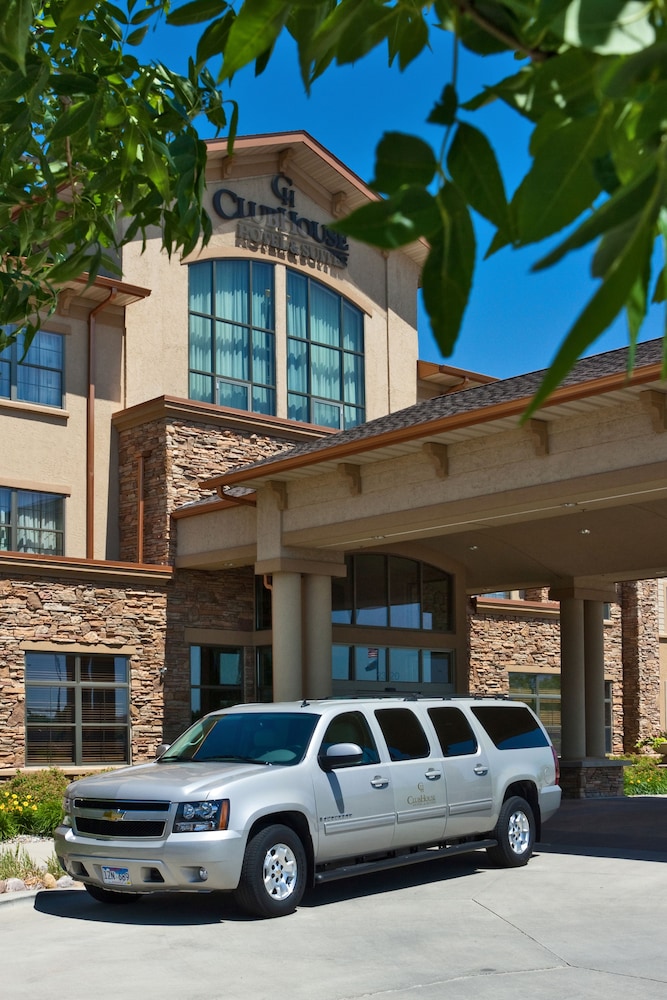 Clubhouse Hotel Suites Sioux Falls 63/67