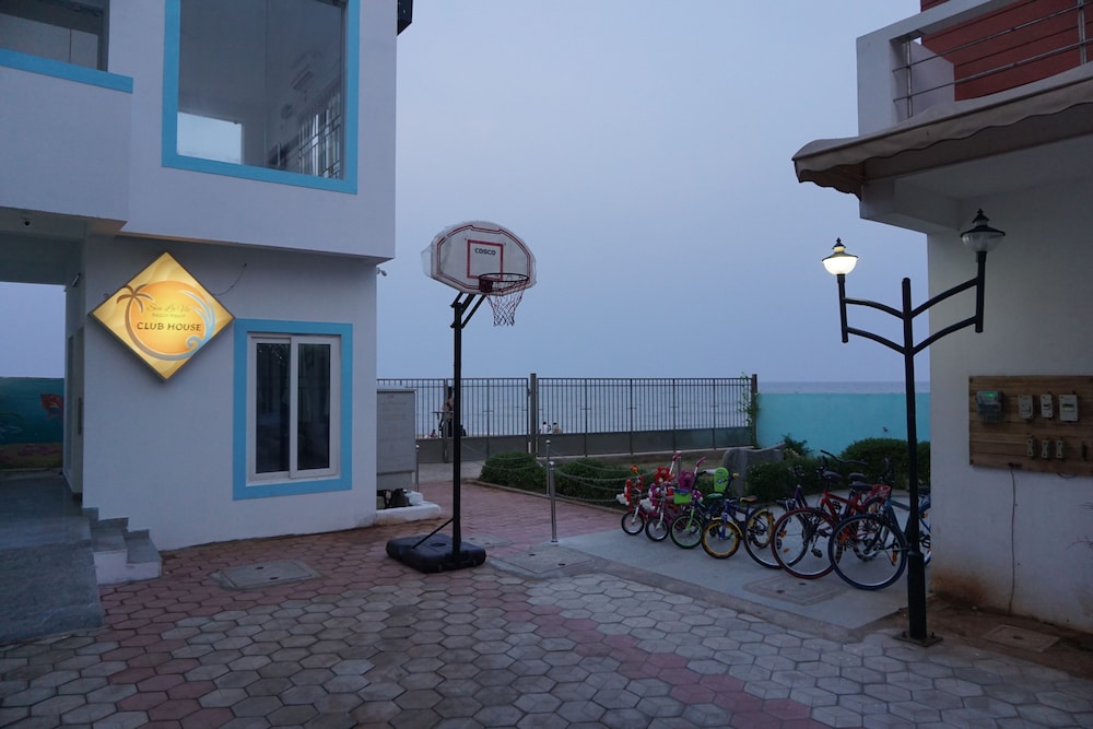 Sea La Vie Covelong Beach Resort 30/50