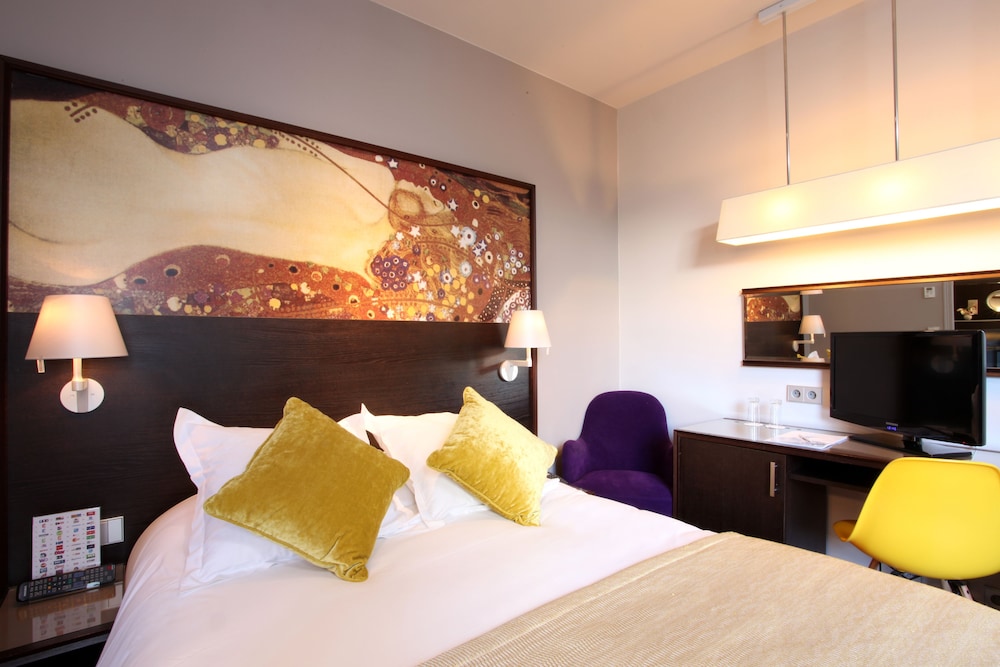 Solly Hotel Paris 18/50