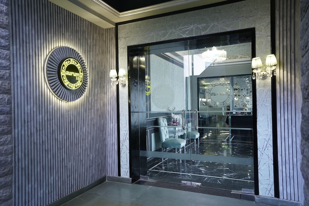 Hotel Swarn Towers 4/50