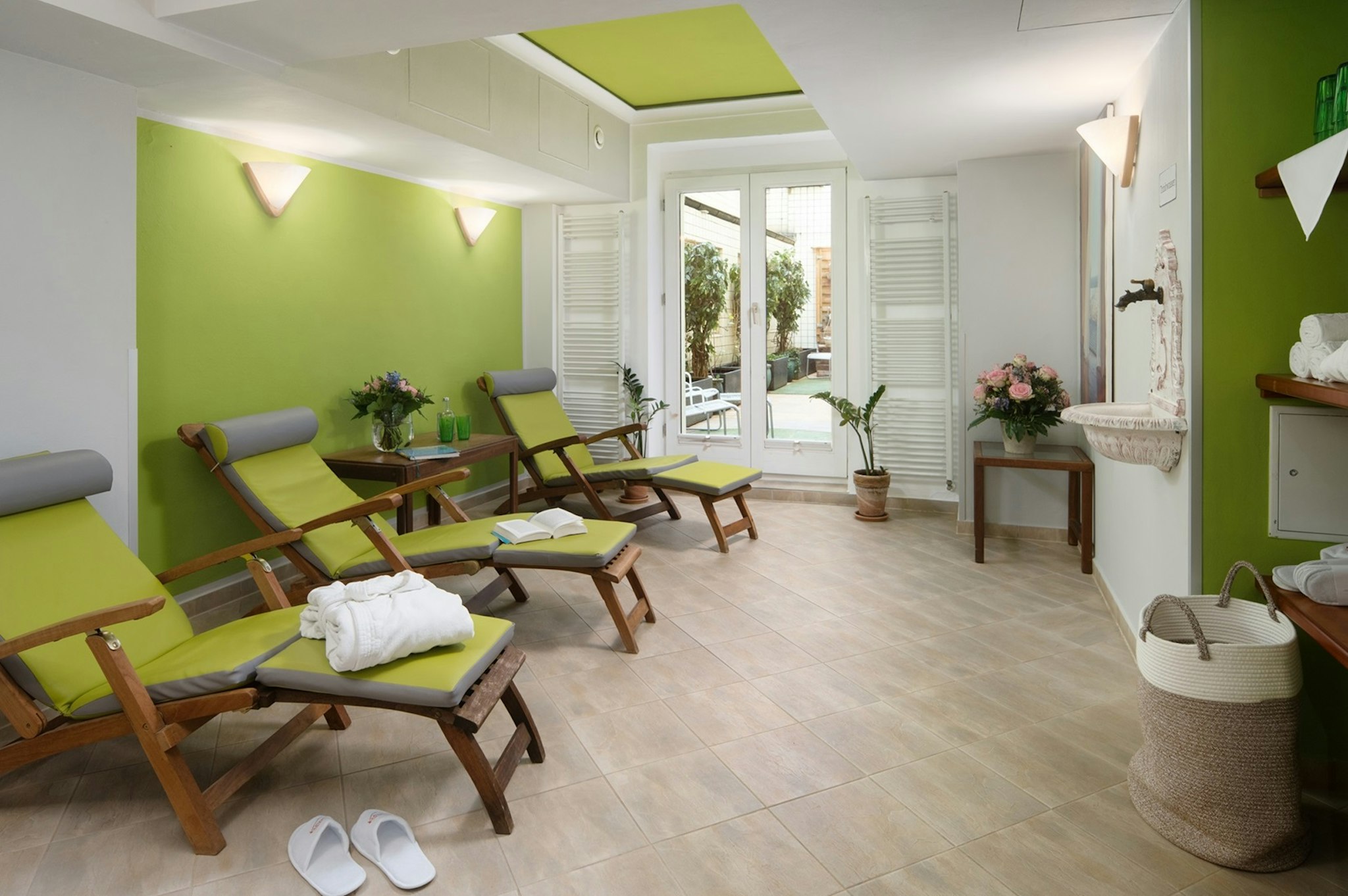 Baseler Hof Hotel 26/50
