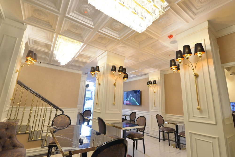 Santra Hotel 25/33