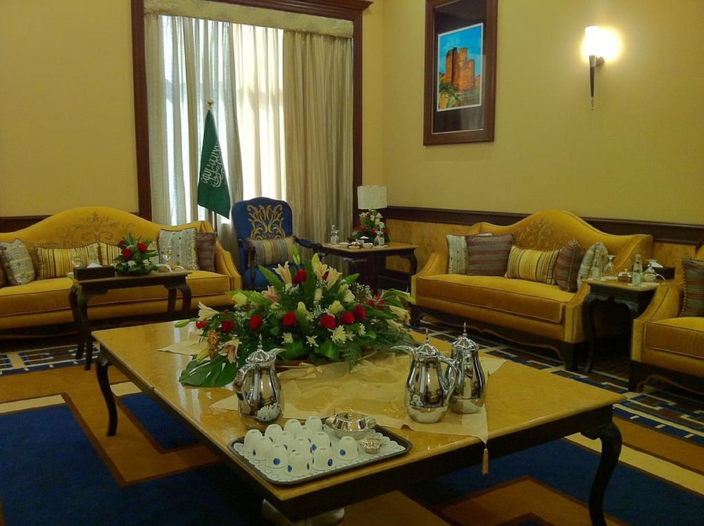 فندق هوليدى جازان(Veloran Hotel) 22/31