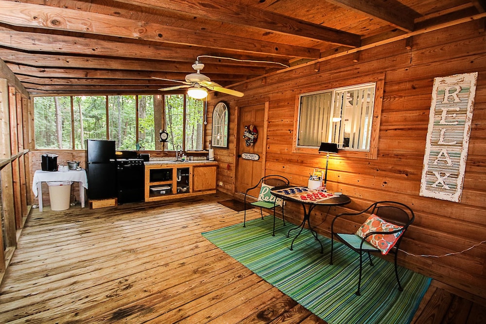 Cora s Cabins 22/50
