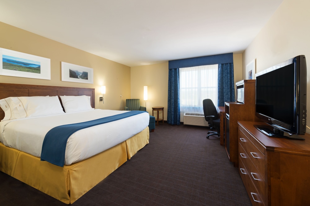 Deer Lake Horizon Hotel, BW Signature Collection 8/58