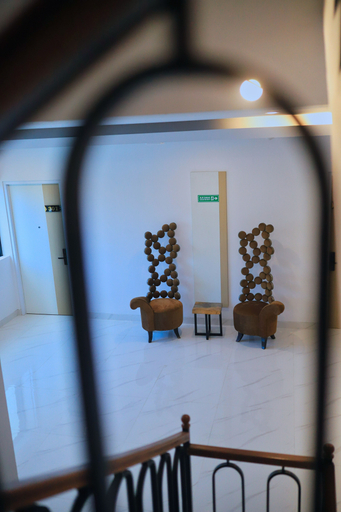 Grand Brani Hotel 7/11