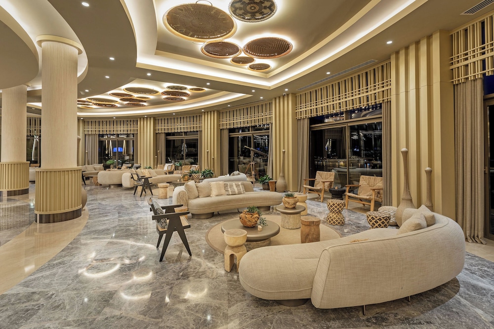 Titanic Luxury Collection Bodrum 53/74