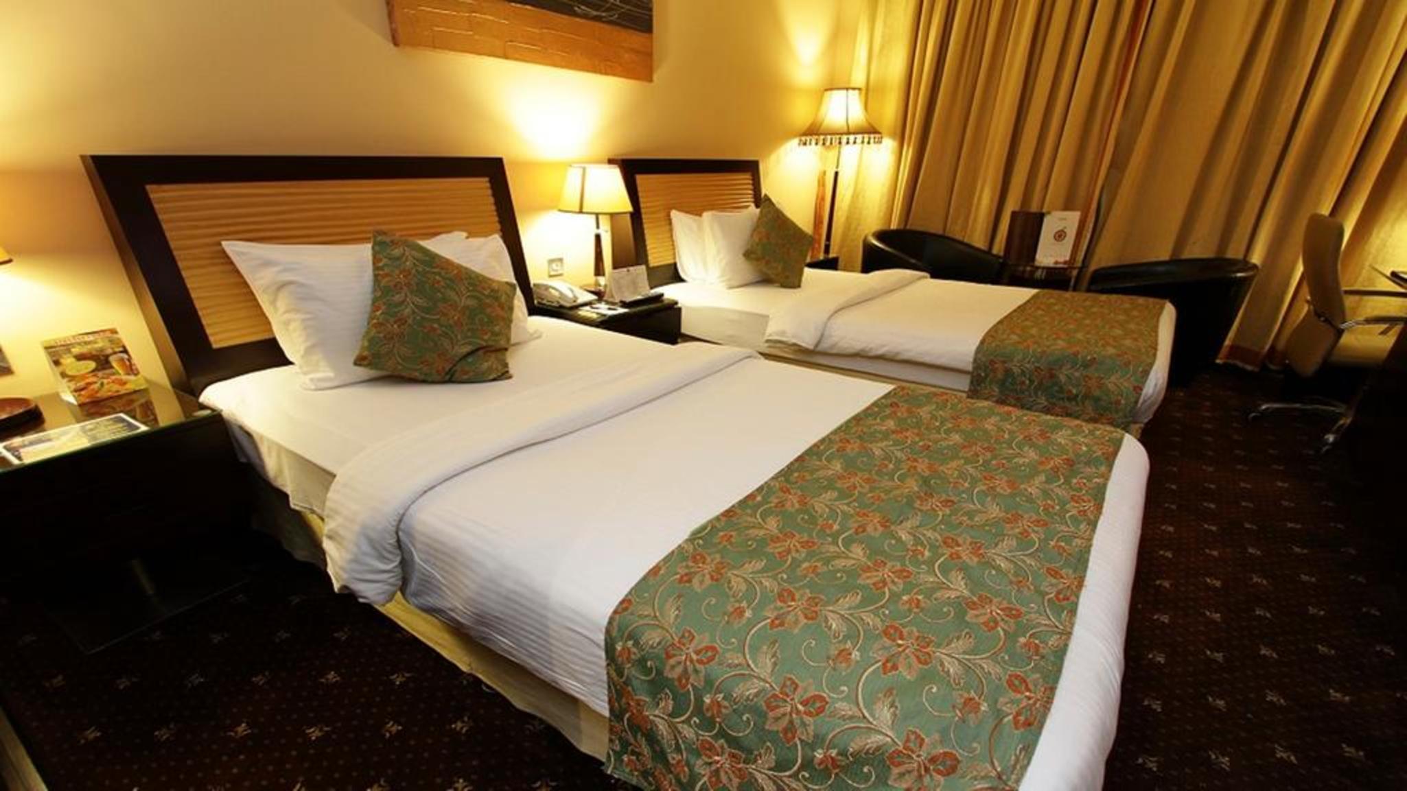 Dorus Hotel 15/28
