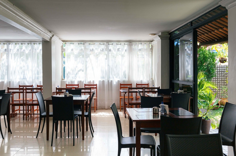 Tropico Praia Hotel 36/50