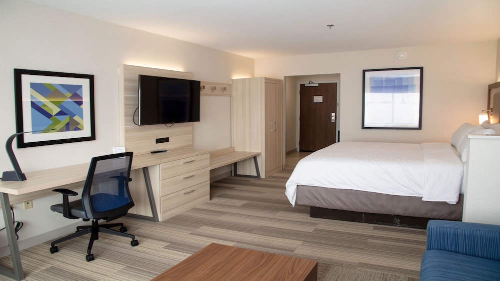 Holiday Inn Express & Suites Marion 25/65