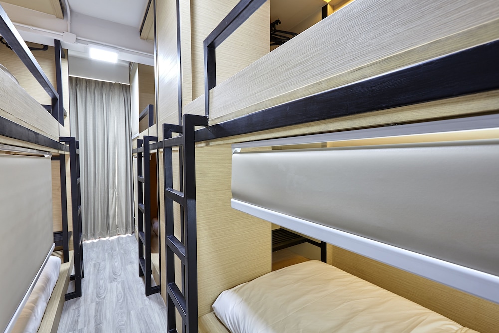 Le Bonheur Poshtel 28/39